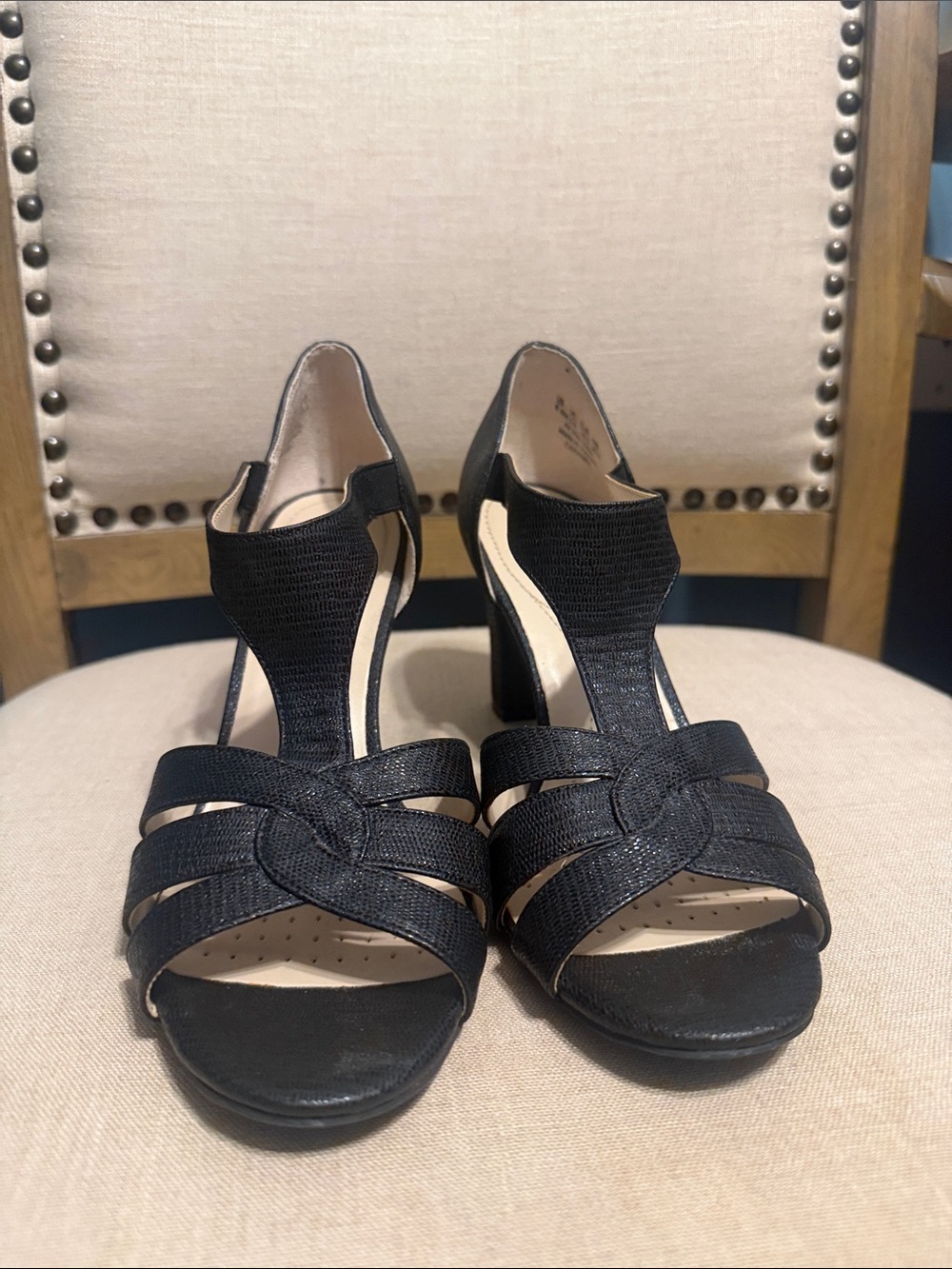 Life Stride Black Strappy T‑Strap Heels Size 8.5M